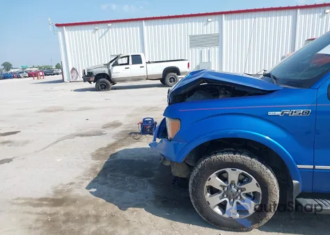 2010 Ford F-150 Fx2 Sport/Harley-Davidson/King Ranch/Lariat/Platinum/Xl/Xlt from USA, damaged, VIN 1FTFW1CV3AKB32374